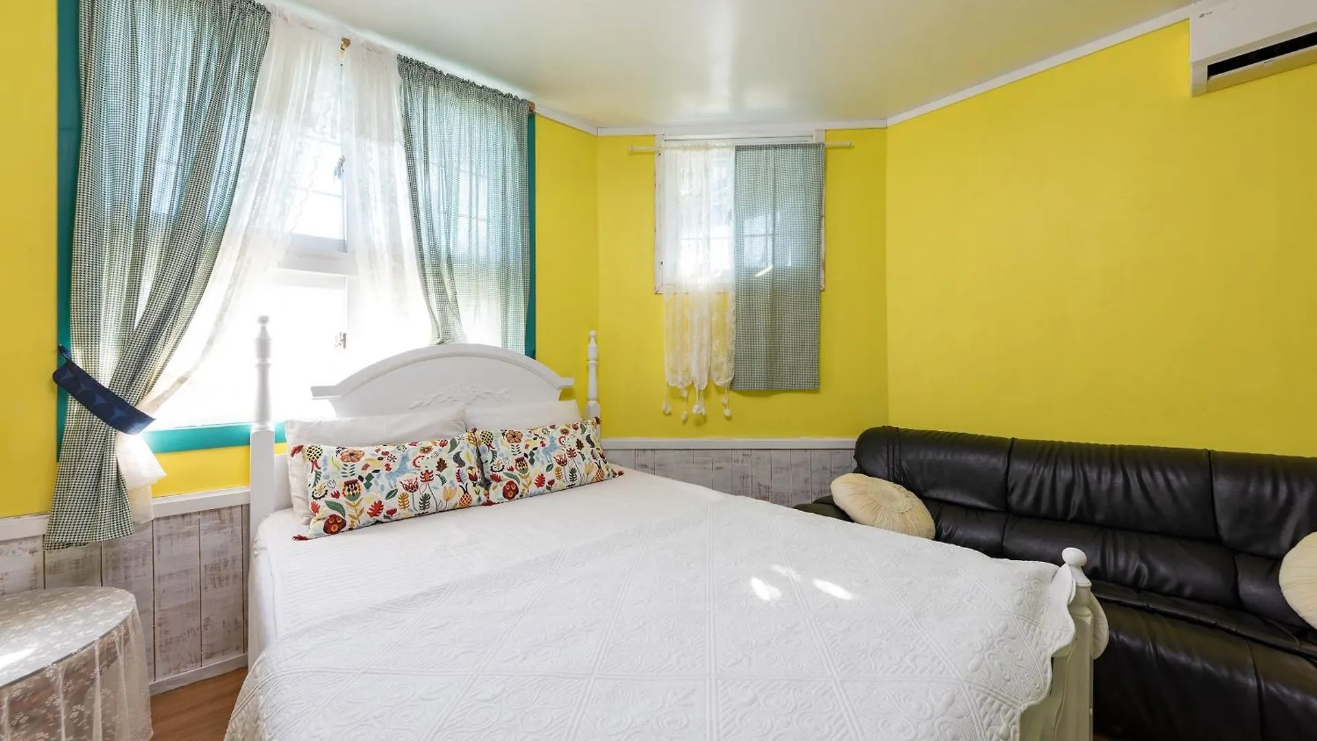 Gwanghwa Concert Pension Incheon South Korea