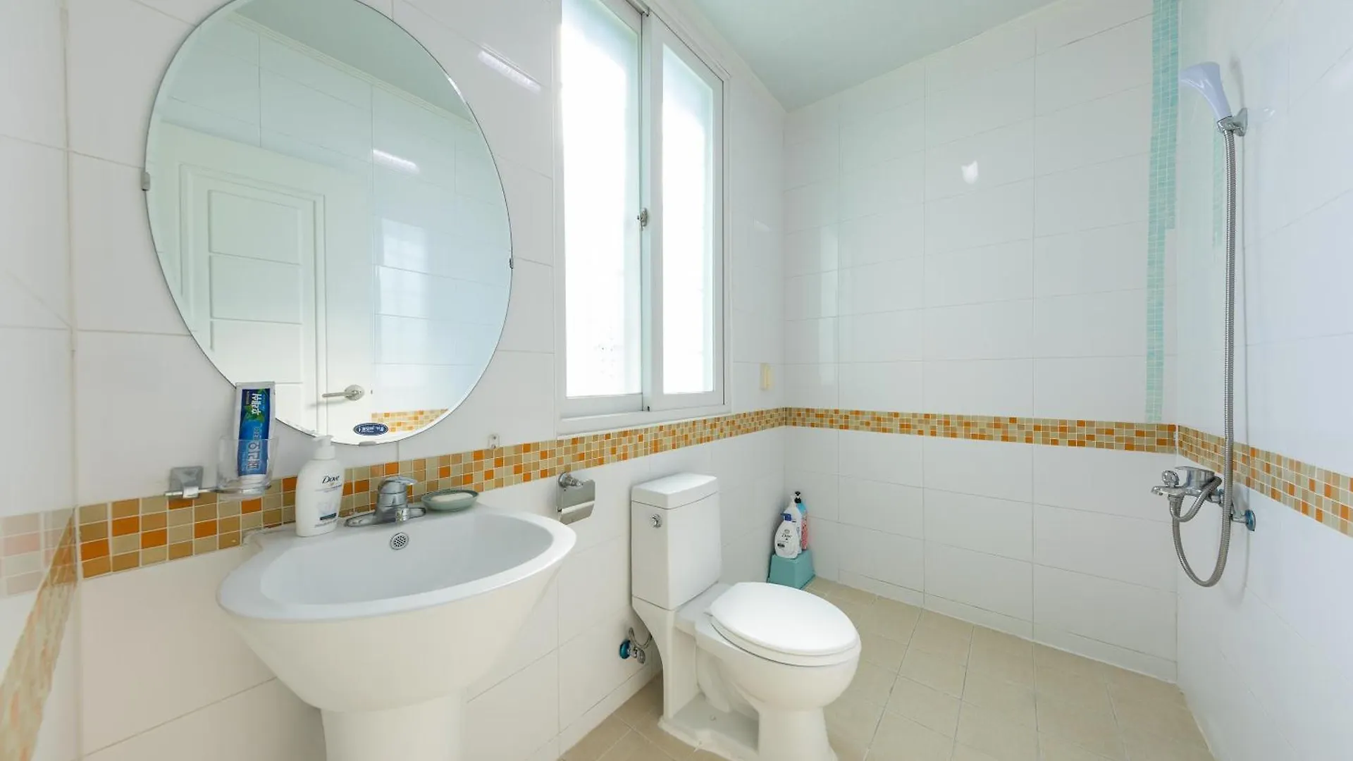 *** Guest house Gwanghwa Concert Pension Incheon South Korea