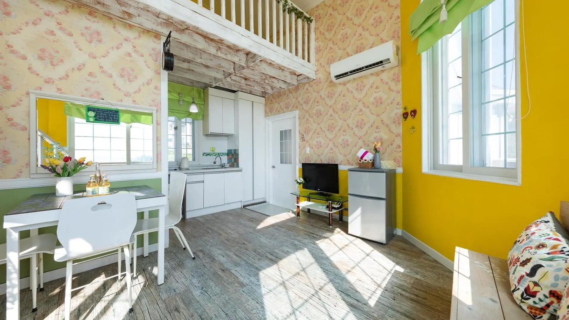 강화 콘체르트펜션 애견 전용풀 운영 인천 대한민국