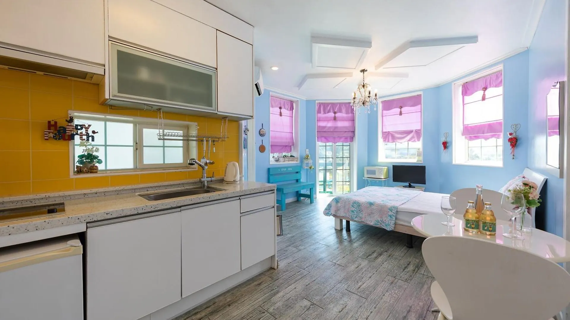 강화 콘체르트펜션 애견 전용풀 운영 인천 3*,  대한민국